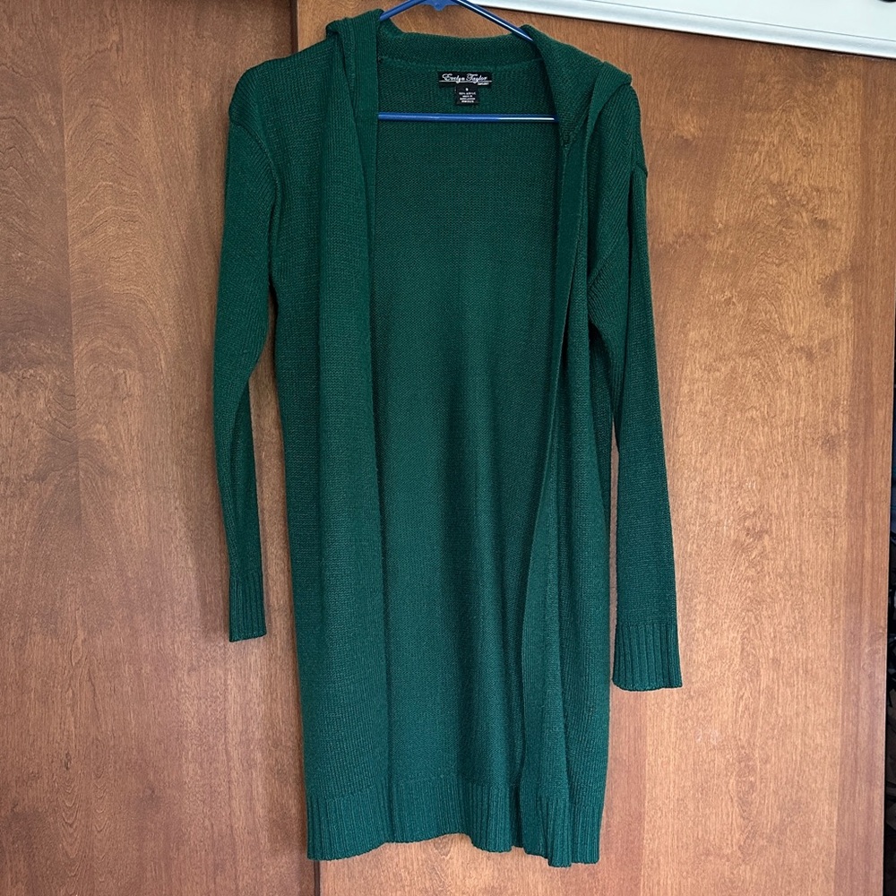 STYLUS Women's Deep Green Cardigan